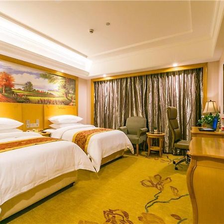 Vienna International Hotel Shanghai Pudong New International Exbition Central Exterior photo