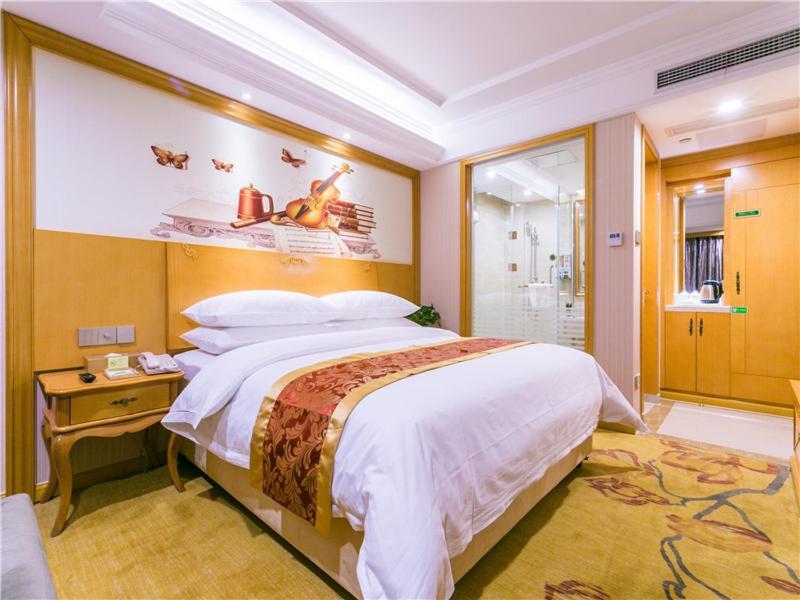 Vienna International Hotel Shanghai Pudong New International Exbition Central Exterior photo
